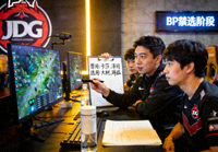 JDG战队英雄联盟BP禁选阶段战术分析现场图